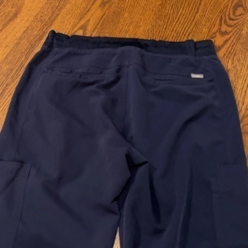 Figs Men’s‎ Navy Blue Scrub Pants